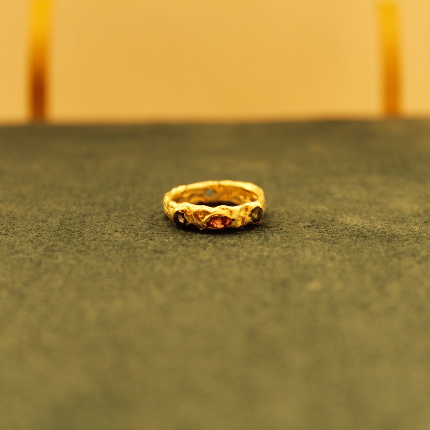 Fishy Rough Ring - 3 Stones