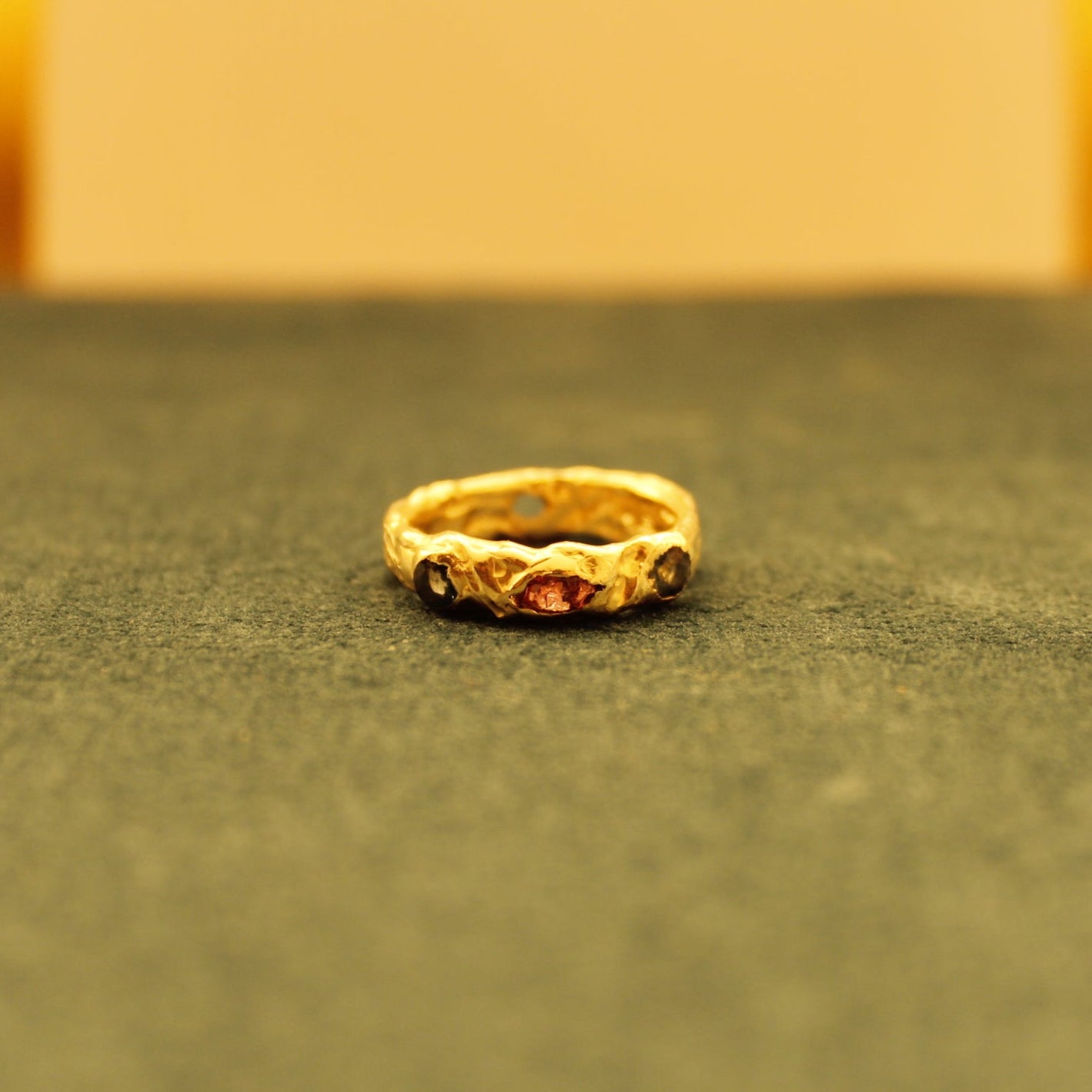 Fishy Rough Ring - 3 Stones