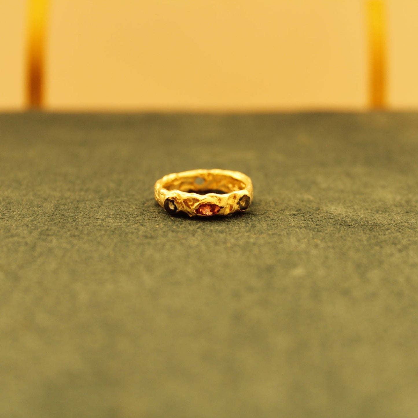 Fishy Rough Ring - 3 Stones