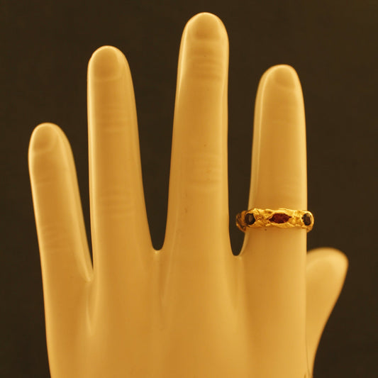 Fishy Rough Ring - 3 Stones